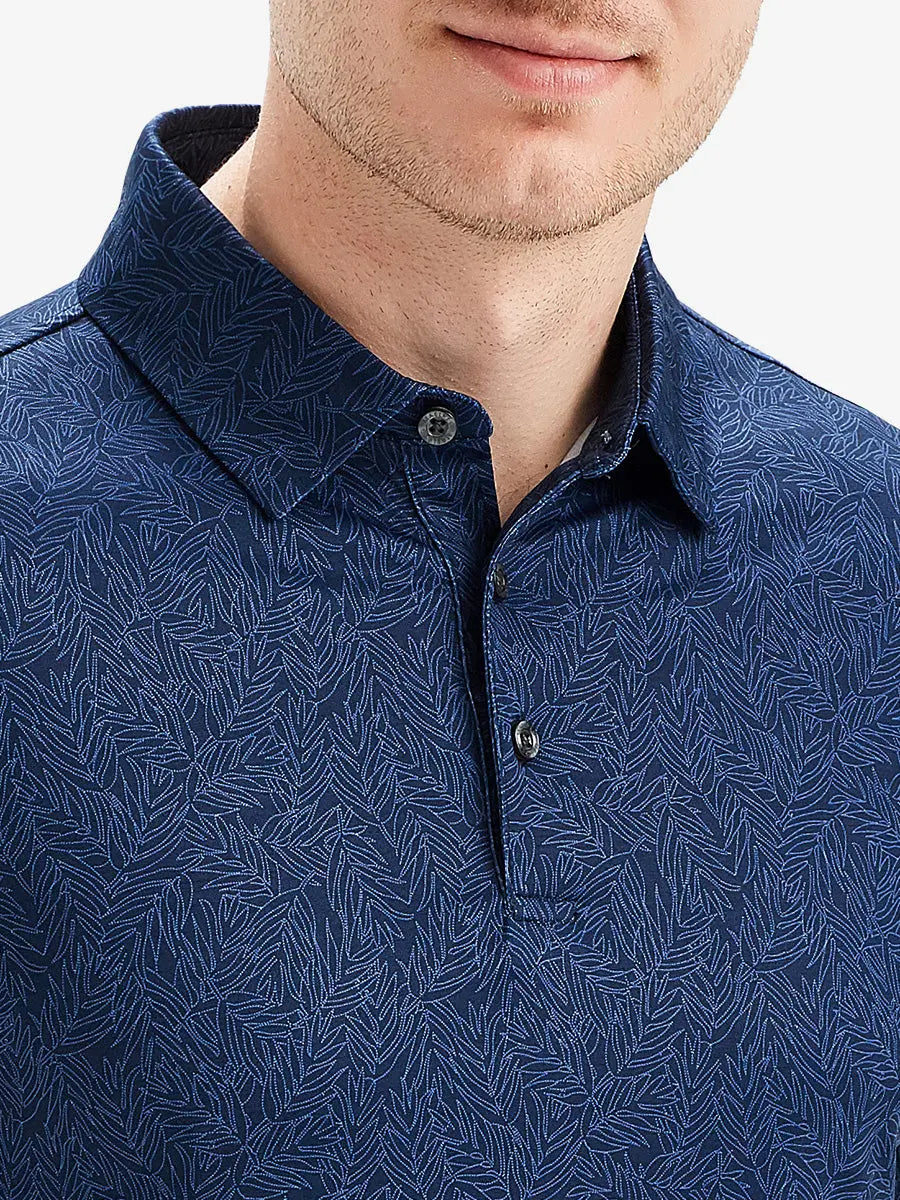 The combination of navy blue color and natural leaf pattern shows fresh and natural design for casual and sporty wear.